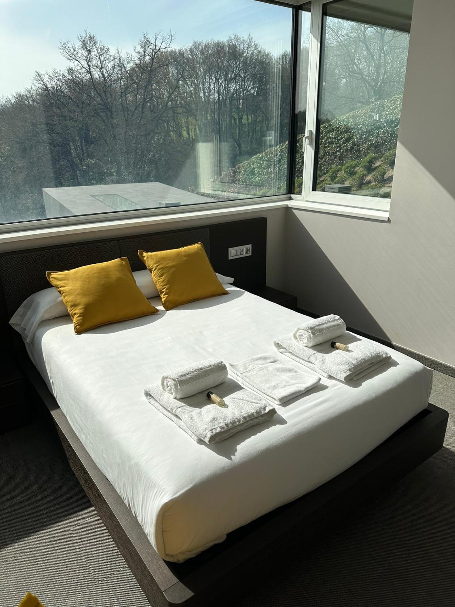 Villa Tres Prismas Exclusive Sarria Exterior foto